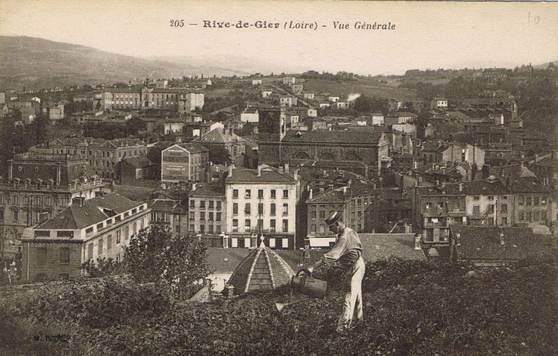CPA RIVE-de-GIER Rue de LYON (664370